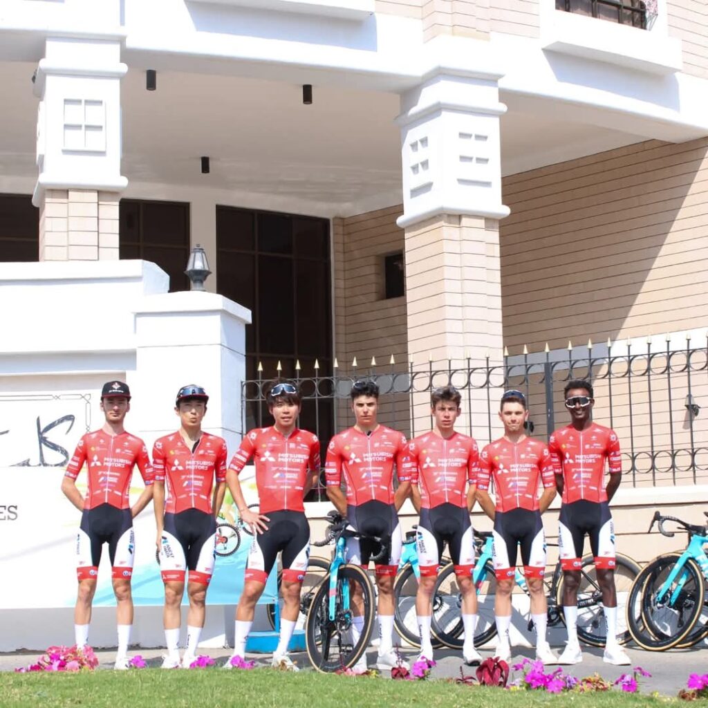 【RACE REPORT】Tour of Oman Stage 1: Bushar > Bimmah Sink Hole / 177,7 km