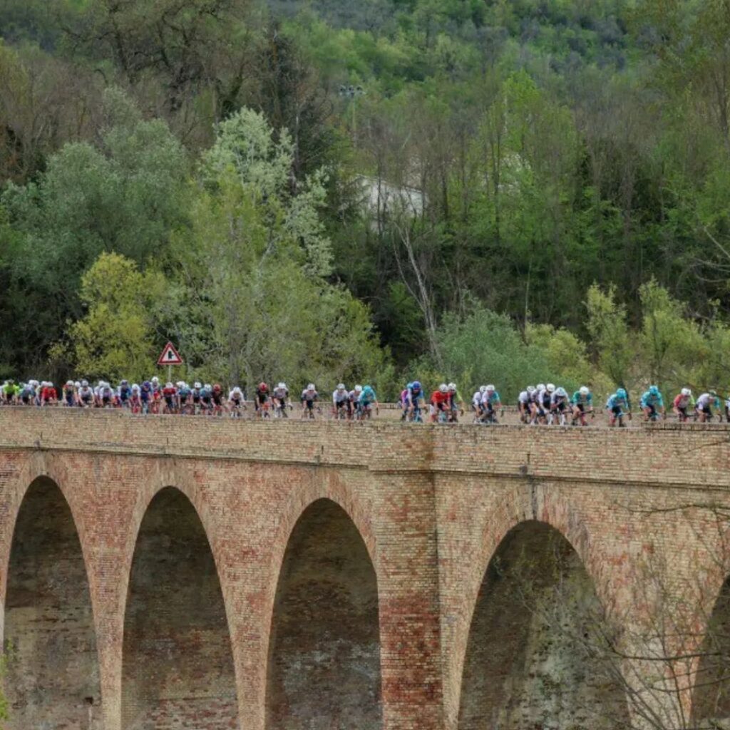 【RACE REPORT】Stage 4 / Corropoli – Isola del Gran Sasso 166 km
