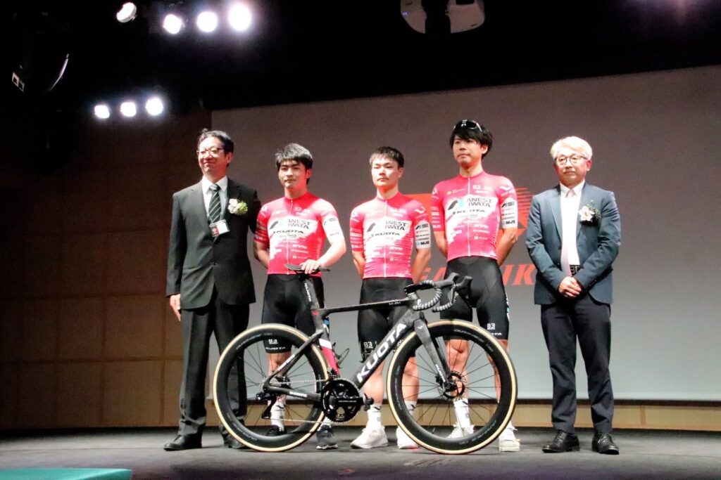 TEAM UKYO 2026年シーズン発表会